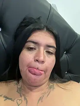 Devilsweet17's cam snapshot