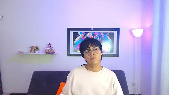 Maecum18 live sex cam