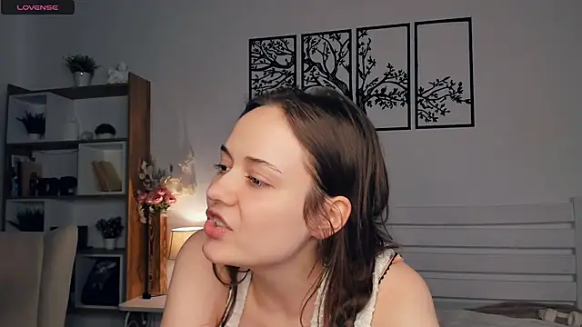 MalvinaTrafford's cam snapshot