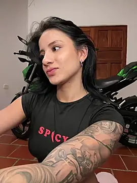 Ale_Lewis's cam snapshot