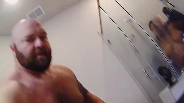 Strong_Bear89's cam snapshot