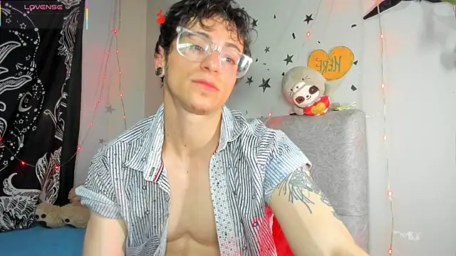 puepleholly live sex cam