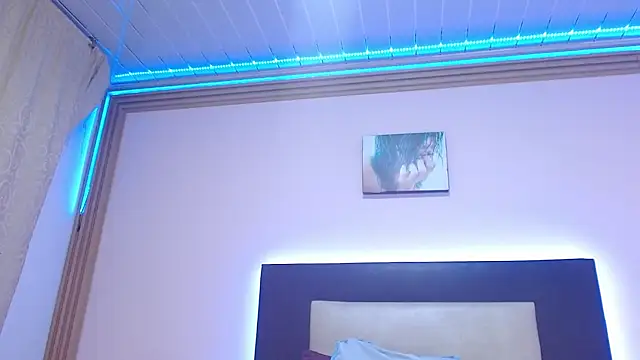 kaylaMinov_ live sex cam