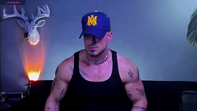 dennis_cox1's cam snapshot