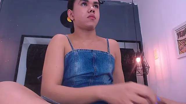 AndreaGil_ live sex cam