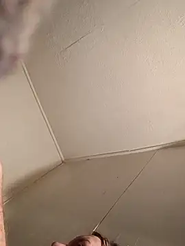 Poundtown1226's cam snapshot