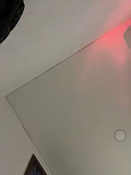 Miss_valeriaa live sex cam