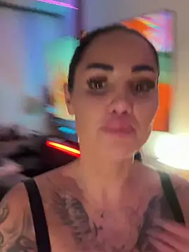 Sarah_Hard live sex cam