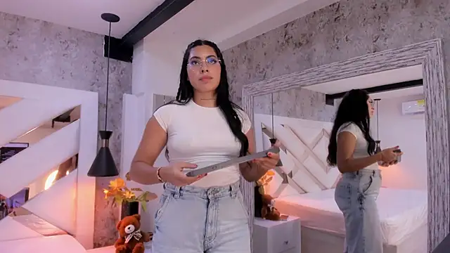 Vanessa_Rain_'s cam snapshot