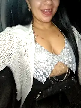 Pp-ari4na03's cam snapshot