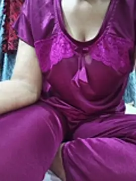 Rose1728's cam snapshot