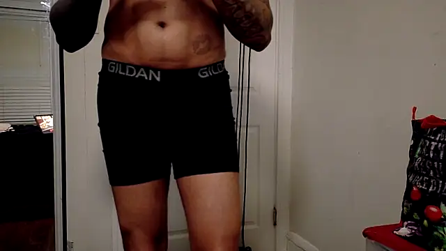 WyattBBC live sex cam