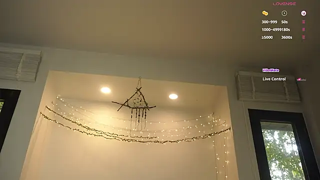 Amylittlestar live sex cam