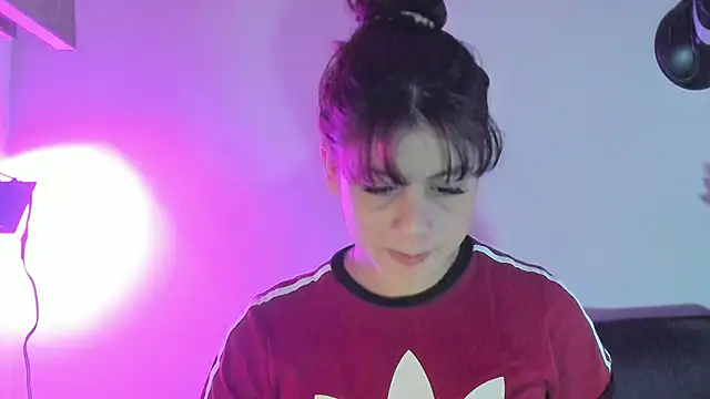 Julieth_brown_'s cam snapshot