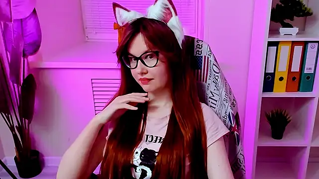 CarolGiggly live sex cam