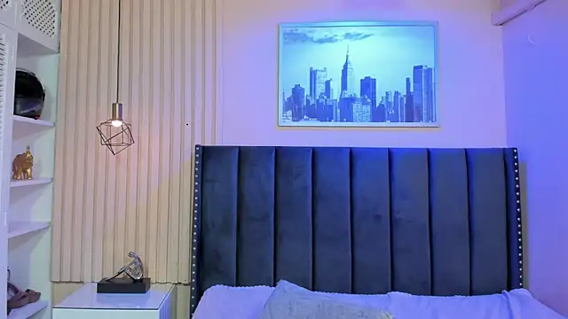 viiolett_lee's cam snapshot