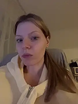 MaryHiggins live sex cam