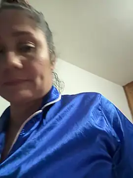 gabiTetas's cam snapshot