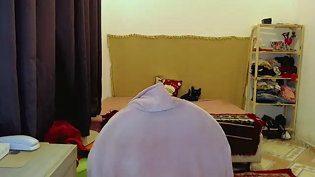 Sophie_Fantasys live sex cam