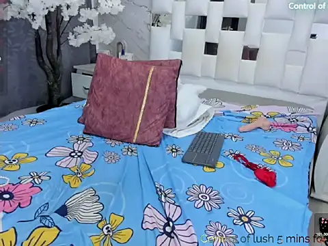 Mariam_Rossee live sex cam