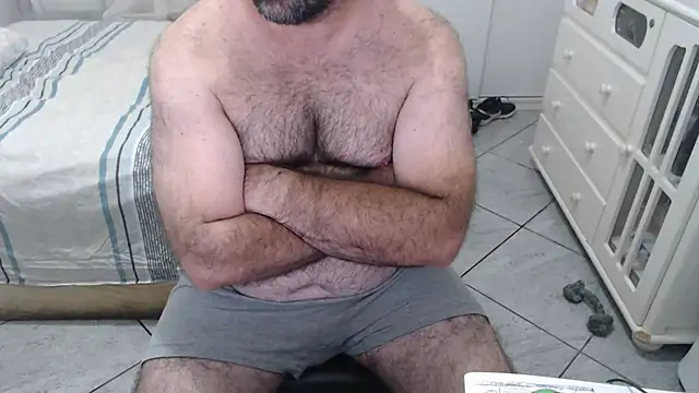 MysterBearMG live sex cam