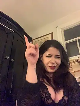 holyeroticss's cam snapshot