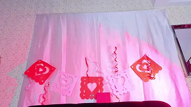 Charlotte_pm's cam snapshot