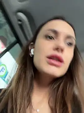 AllaTousNew's cam snapshot