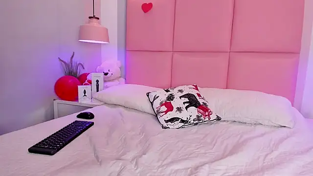 JulianaValencia's cam snapshot