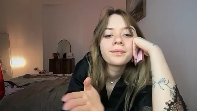 YasmineLace's cam snapshot