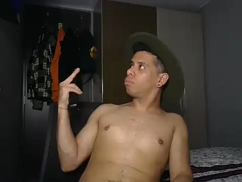 WILD_BIGCOCK35's cam snapshot