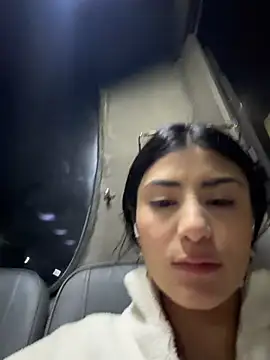 fiorella_paris's cam snapshot