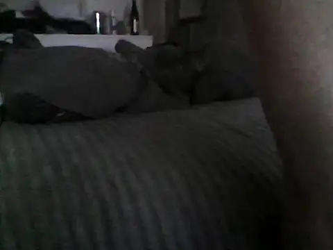 Tom4Womans's cam snapshot