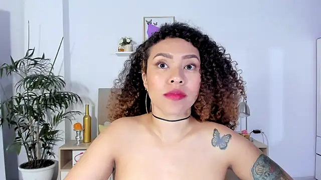 Zoe_Gruber's cam snapshot