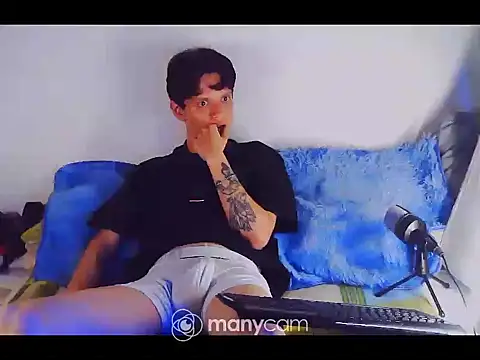 santihot089's cam snapshot