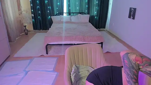 KrisDoeil's cam snapshot