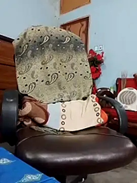 Horny_Doll24's cam snapshot