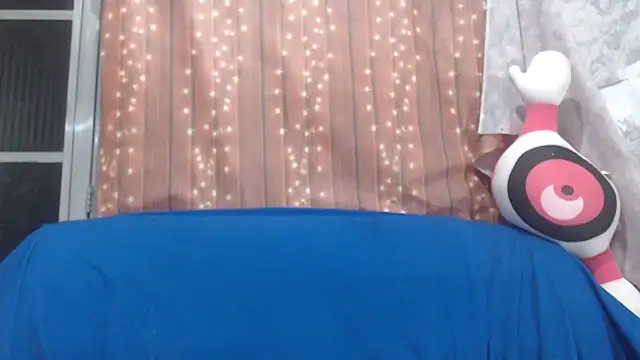 Venusluxodomme's cam snapshot