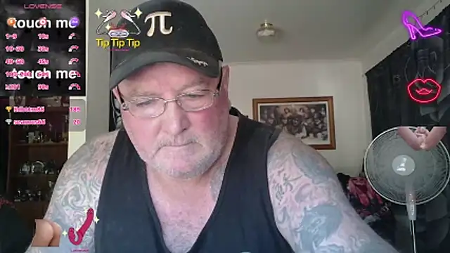 KINKYBLUEYES69's cam snapshot