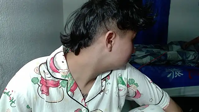 Im_Milan_Rs's cam snapshot