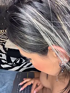 Nicky_gh's cam snapshot