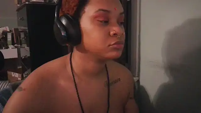 nickytheehawtie's cam snapshot