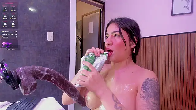 violett_collins_'s cam snapshot