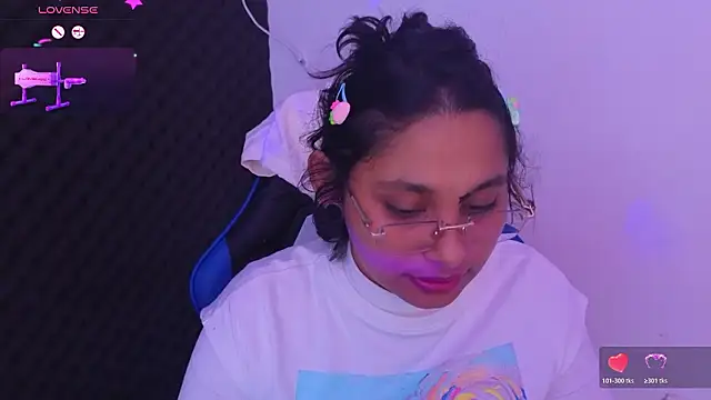 Cuteprincess21 live sex cam