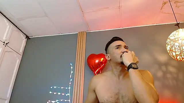 Reiko_85_ live sex cam