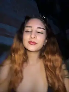 Mon_Cherry's cam snapshot