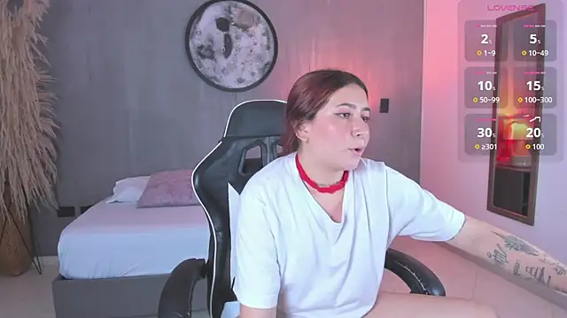 charlottee27_'s cam snapshot