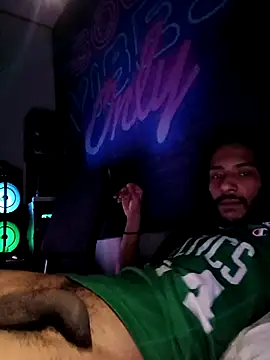 Mikaaa97 live sex cam