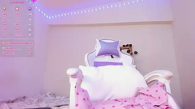 Anastasia1213's cam snapshot