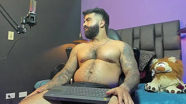 Lyon_vach live sex cam